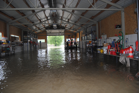 Feuerwehrhaus in Melk überflutet