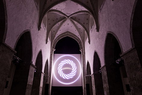 Lichtinstallation in Minoritenkirche