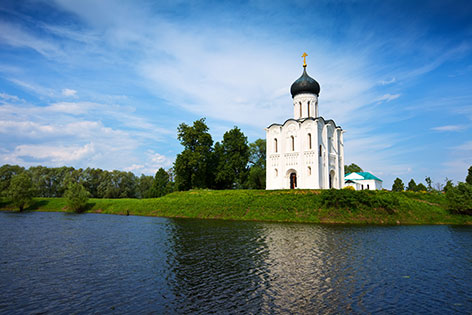 Mariä-Schutz- und Fürbitten-Kirche an der Nerl bei Wladimir (Russland)