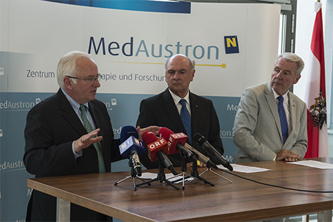 Eugen B. Hug, Erwin Pröll und Klaus Schneeberger bei MedAustron