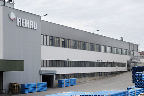 Kunststhoffhersteller Rehau Produktion Neulengbach