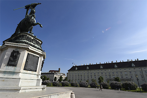 Leopoldinischer Trakt der Hofburg und Präsidentschaftskanzlei in Wien