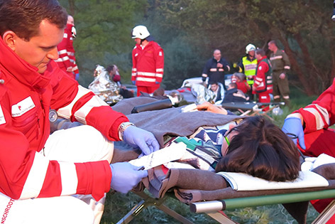 Das Rote Kreuz bei einer Rettungsübung