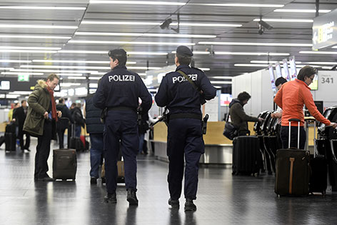 Polizei Flughafen Schwechat