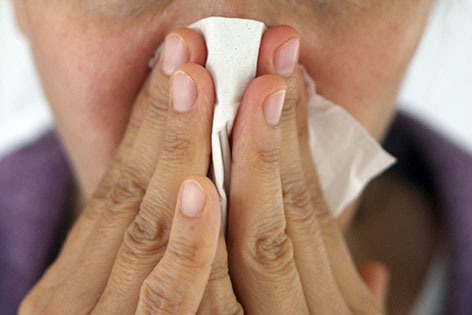 Grippe Schnupfen Taschentuch