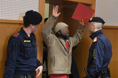 Beschuldigter im Landesgericht in Krems