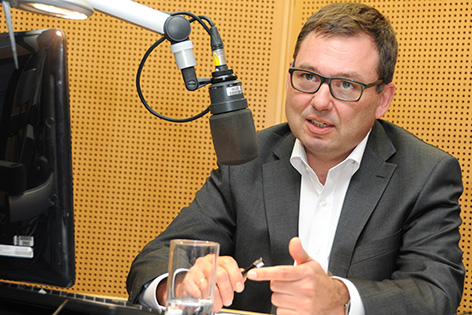 Chefredakteur Robert Ziegler und NEOS-Spitzenkandidat Matthias Strolz