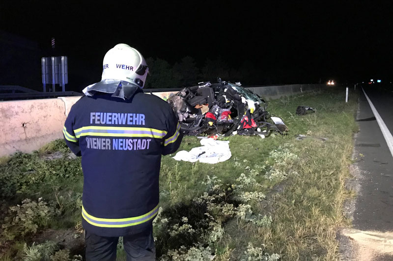 Tödlicher Verkehrsunfall A2 Wöllersdorf