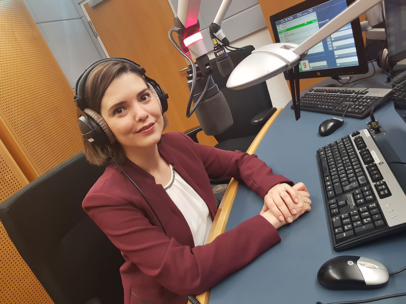 Claudia Schubert Radiostudio Wahlcafé
