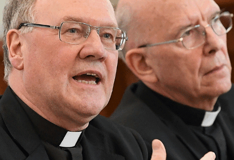 Der neue Diözesanbischof Alois Schwarz und sein Vorgänger Bischof Klaus Küng