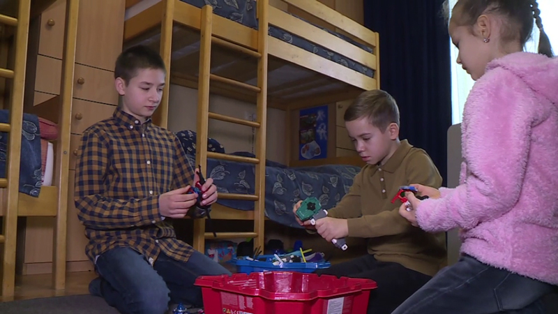 Kinder aus Heim in Ukraine kommen nach Niederösterreich
