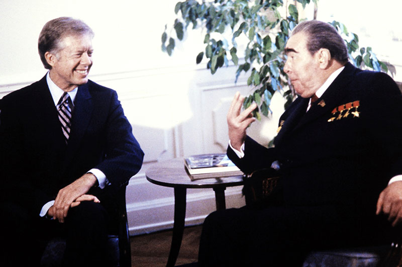 Jimmy Carter und Leonid Breschnew bei den SALT2 Verhandlungen